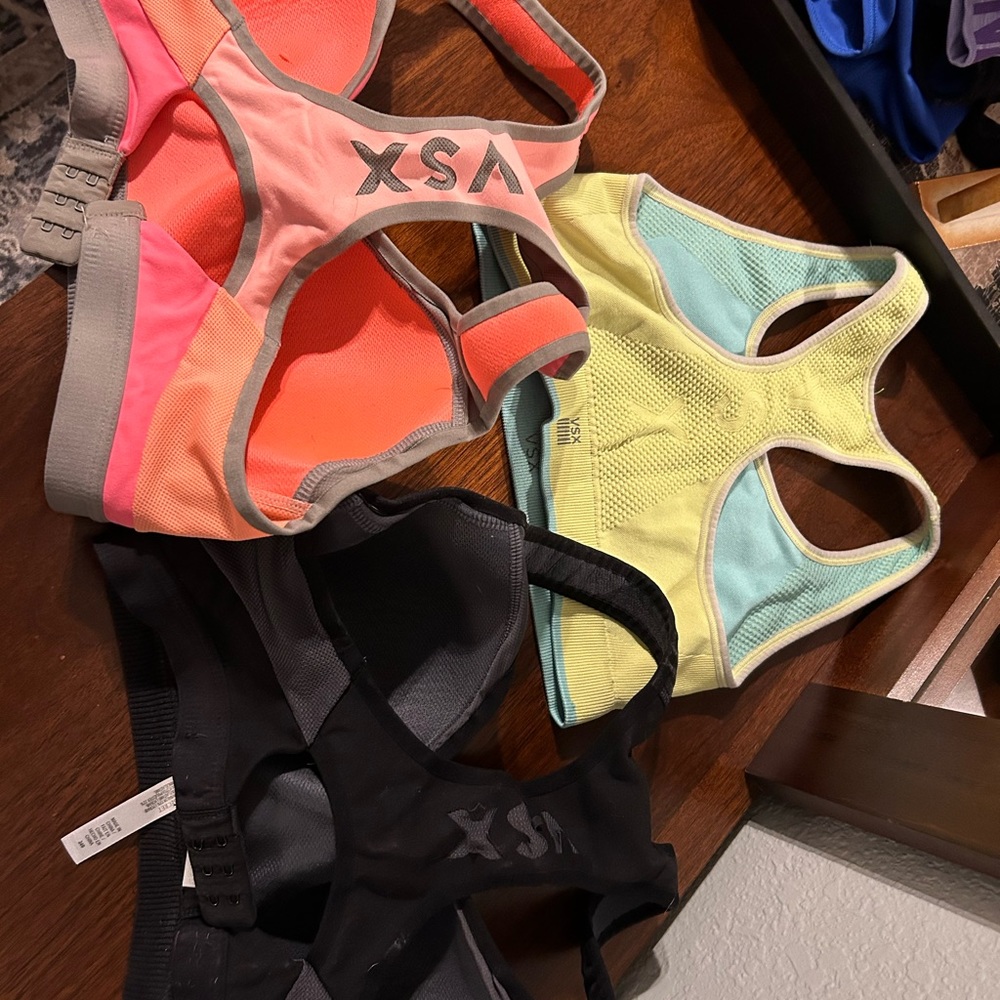 3 Sports Bras Victorias Secret Bundle (34B)